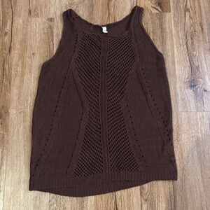 Brown Sleeveless Knit Top